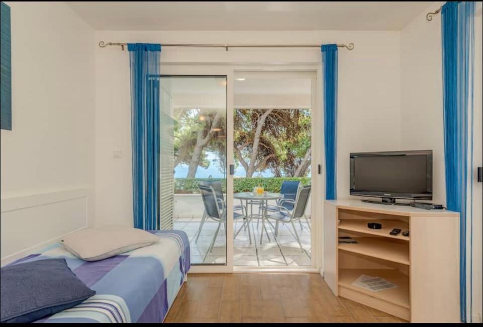 Apartment Promenade Zlatni Rat Bol Eksteriør bilde